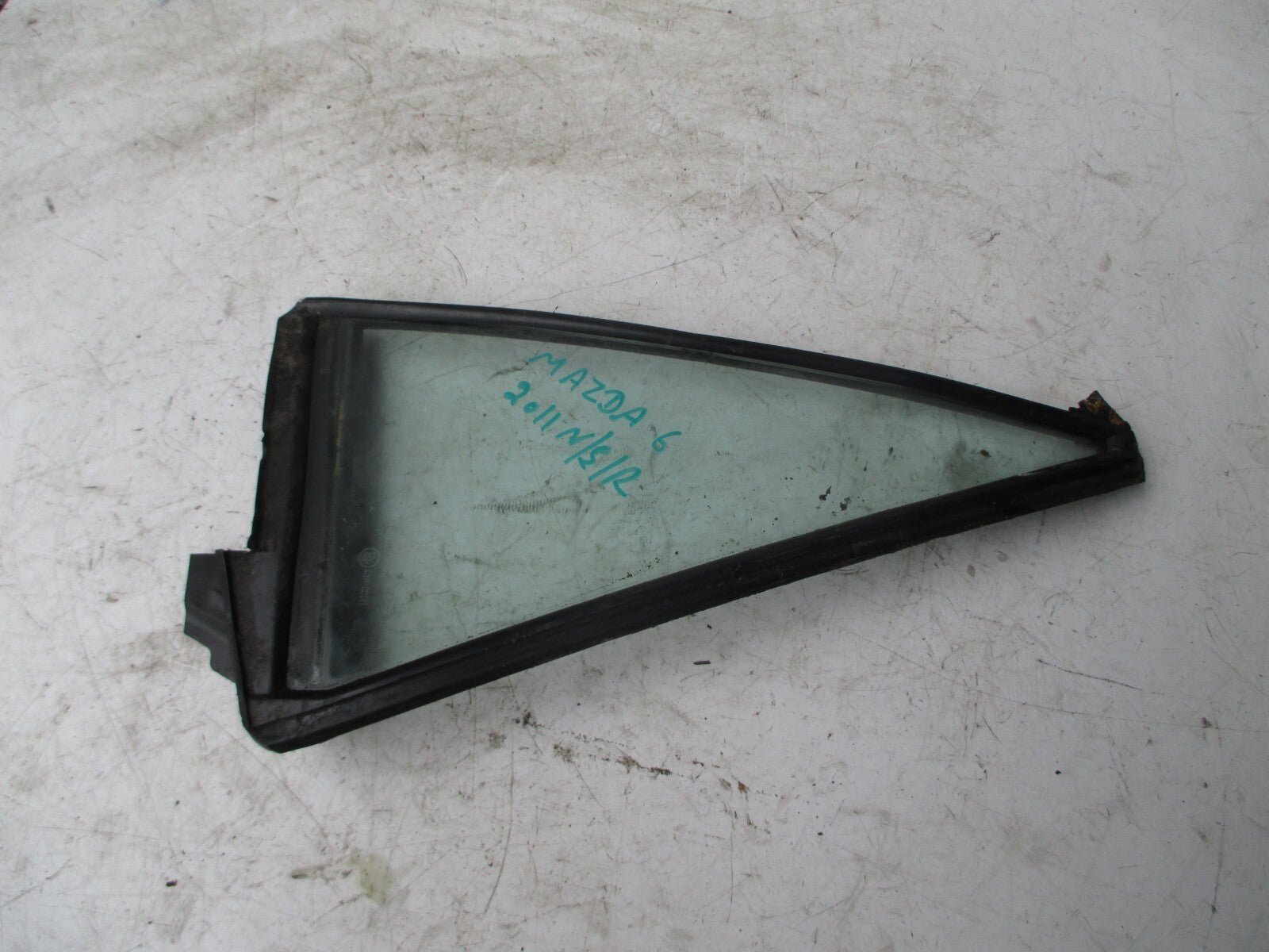 MAZDA 6 2011 NSR PASSENGER SIDE REAR QUARTER SMALL WINDOW GLASS 43R-00011