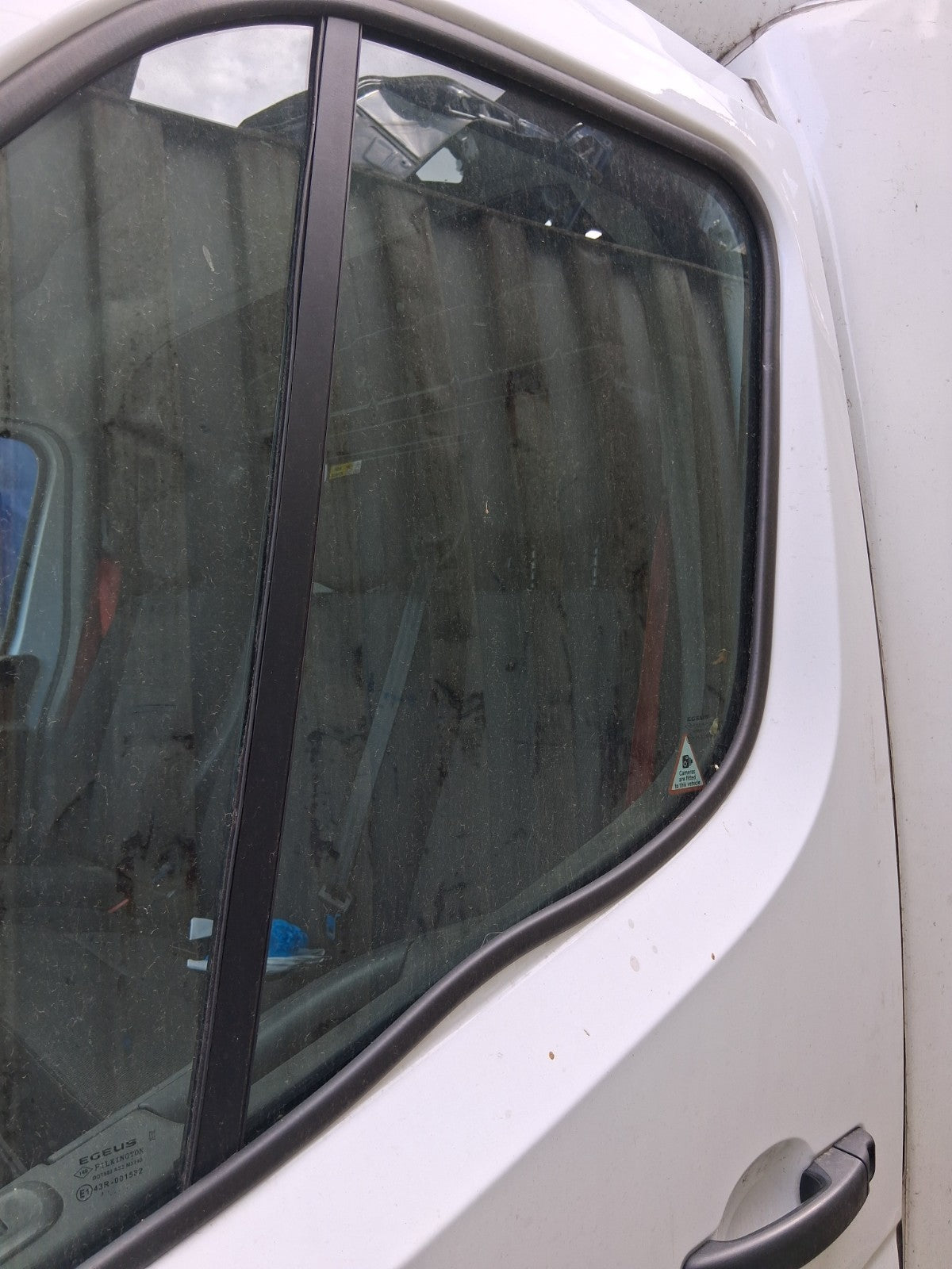 2024 RENAULT MASTER MK3 NSF PASSENGER SIDE FRONT MAIN WINDOW GLASS