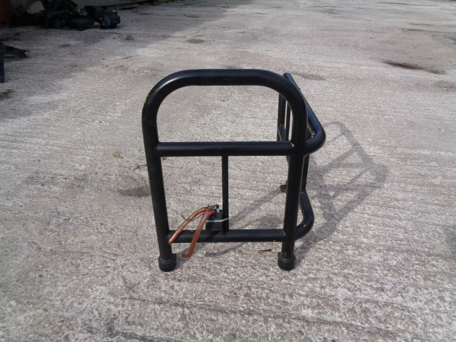OPTARE ALERO PARTY BUS 2003 LUGGAGE FRAME BAR RACK METAL