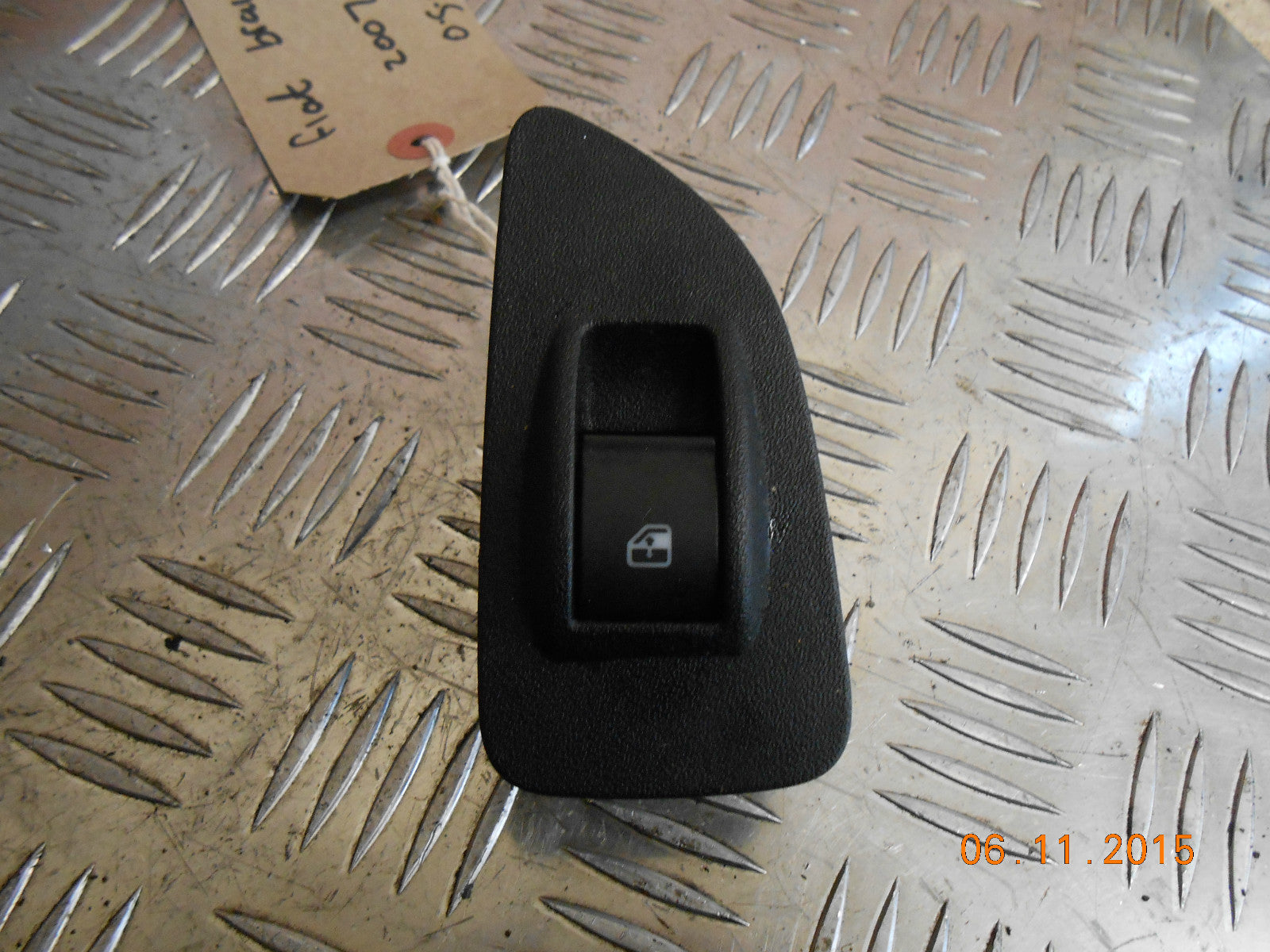 FIAT BRAVO MK2 2007 OSR DRIVER SIDE REAR WINDOW CONTROL SWITCH 735435120