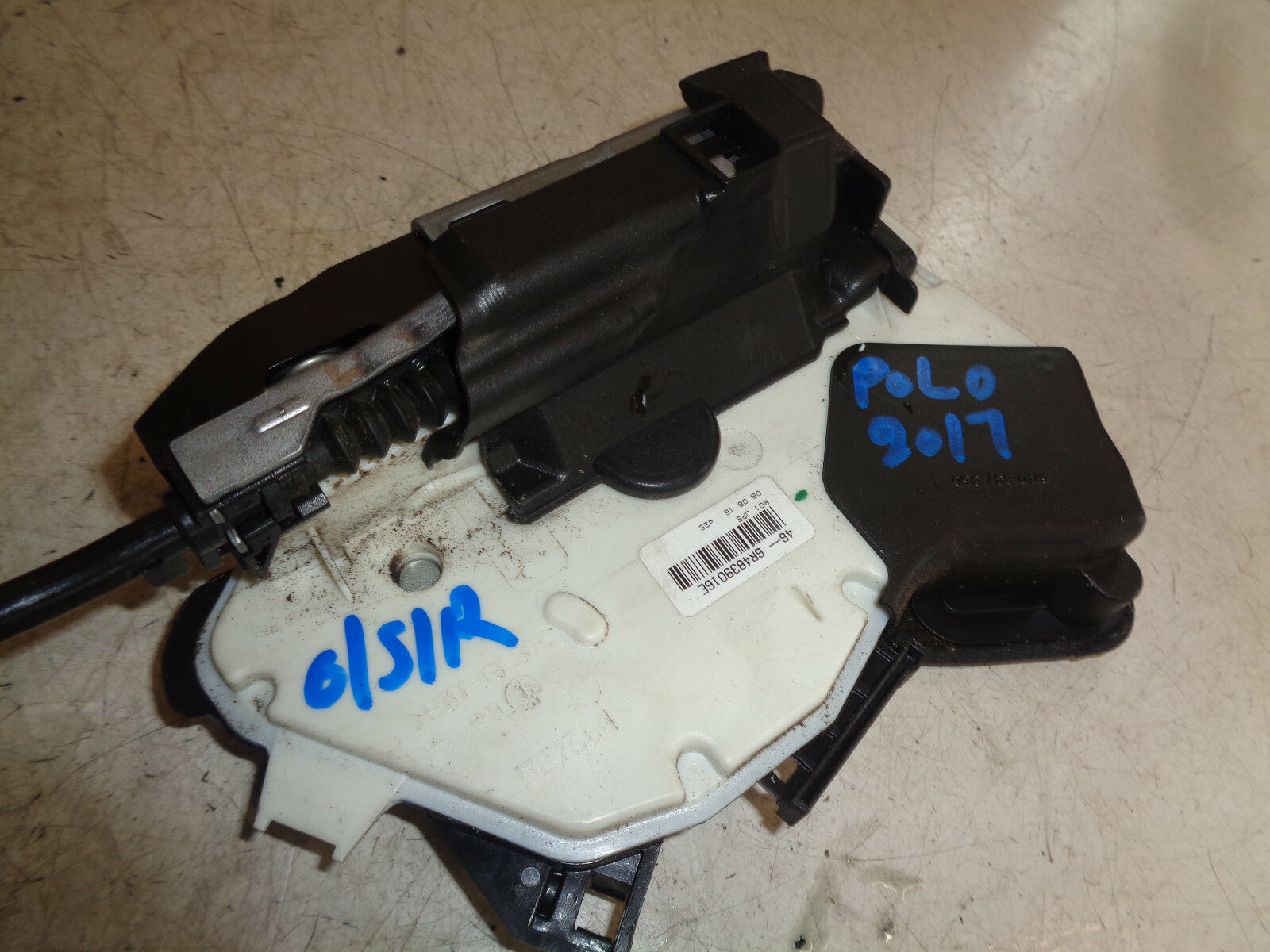VW VOLKSWAGEN POLO 2017 OSR DRIVER SIDE REAR DOOR LOCK MECHNAISM 6R4839016E