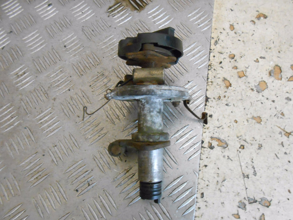 ALFA ROMEO GT 2000 VELOCE 2.0 (AR00512) IGNITION DISTRIBUTOR DISSY NO CAP