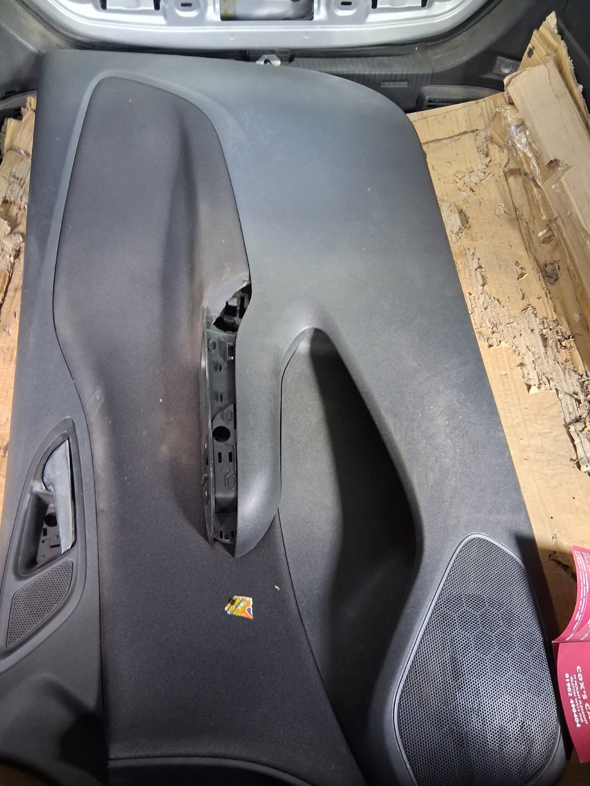 2017 VAUXHALL CORSA E OS DRIVER SIDE FRONT RIGHT DOOR CARD