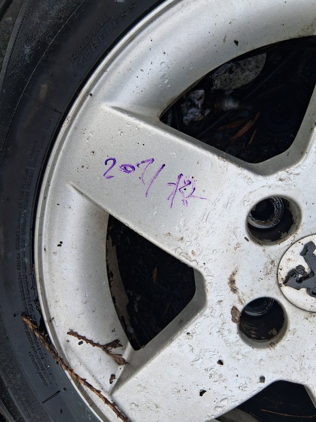 2012 PEUGEOT 207 15 INCH ALLOY WHEEL WITH TYRE 185/65R15