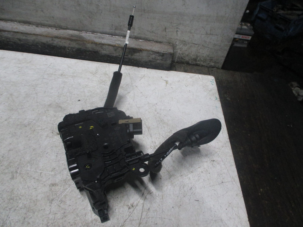 RENAULT TWINGO MK3 2017 NSR PASSENGER SIDE REAR DOOR LOCK MECHANISM 825037656R