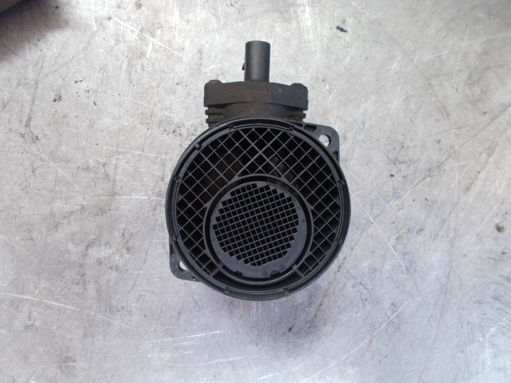 VOLKSWAGEN AUDI SEAT MASS AIR FLOW SENSOR MAF 074906461B
