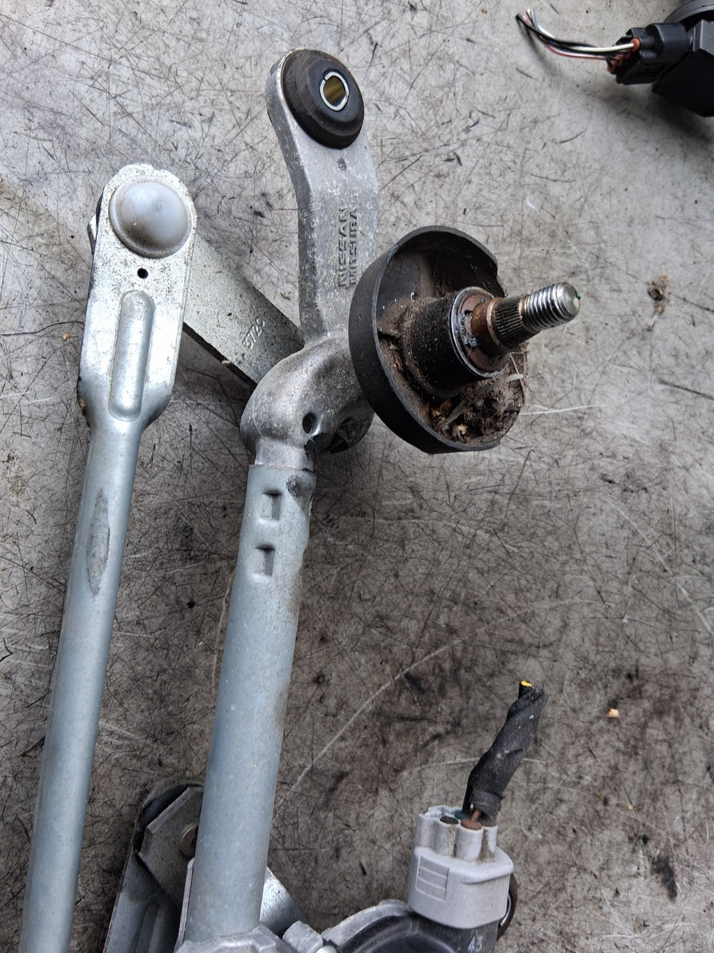 2020 NISSAN QASHQAI J11 MK2 FRONT WINDSCREEN WINDOW MOTOR & LINKAGES