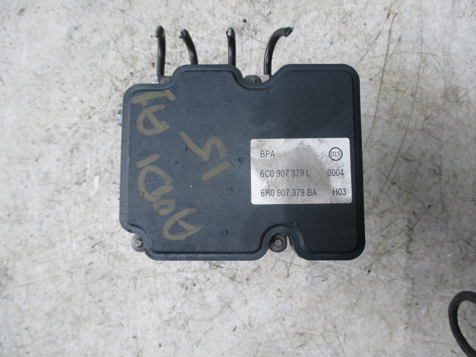 AUDI A1 2015 ABS PUMP AND MODULATOR 6C0907379L