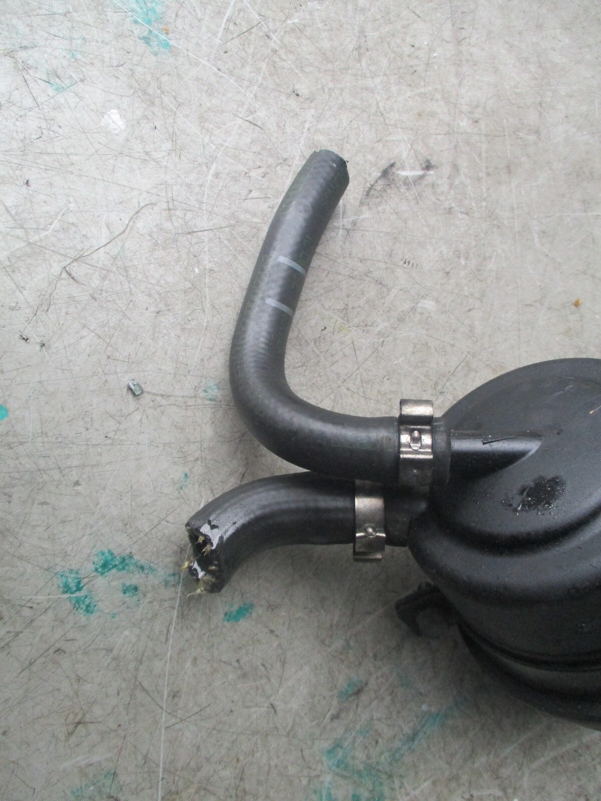 2010 BMW E92 POWER STEERING PUMP 6768094-02