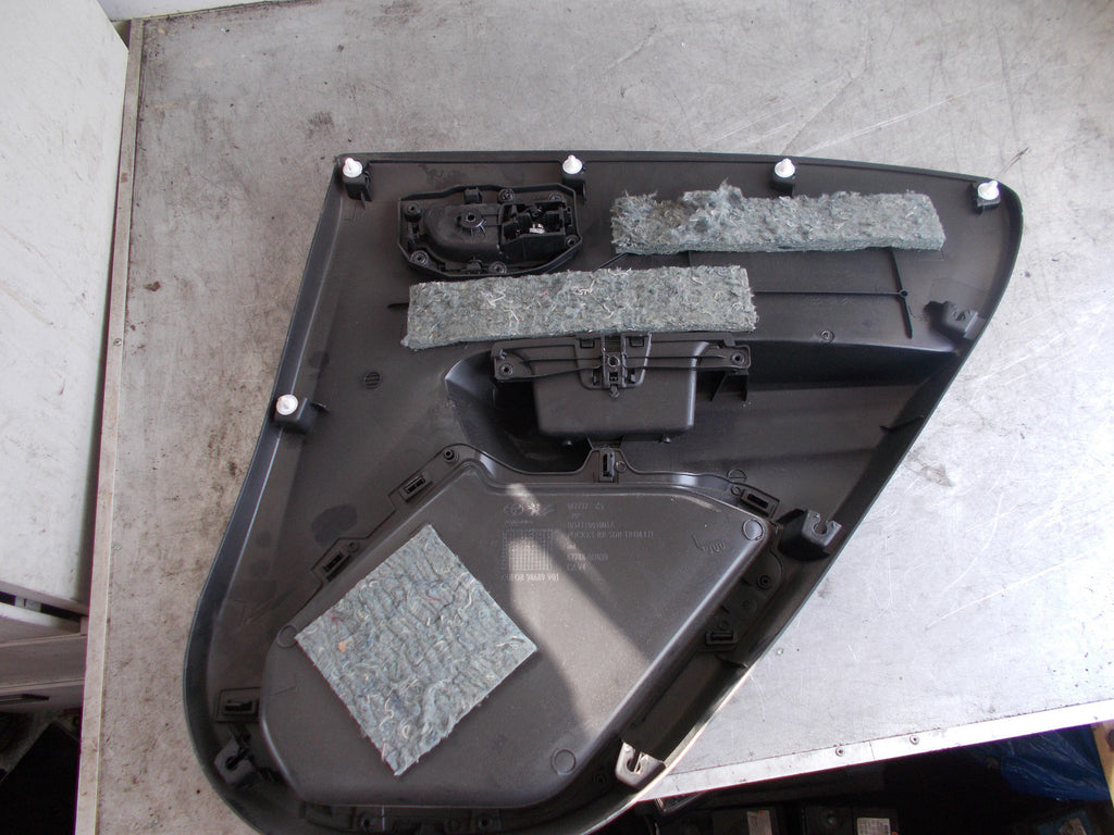 TOYOTA AYGO AB40 (MK2) 2017 5 DOOR PASSENGER SIDE REAR DOOR CARD NSR