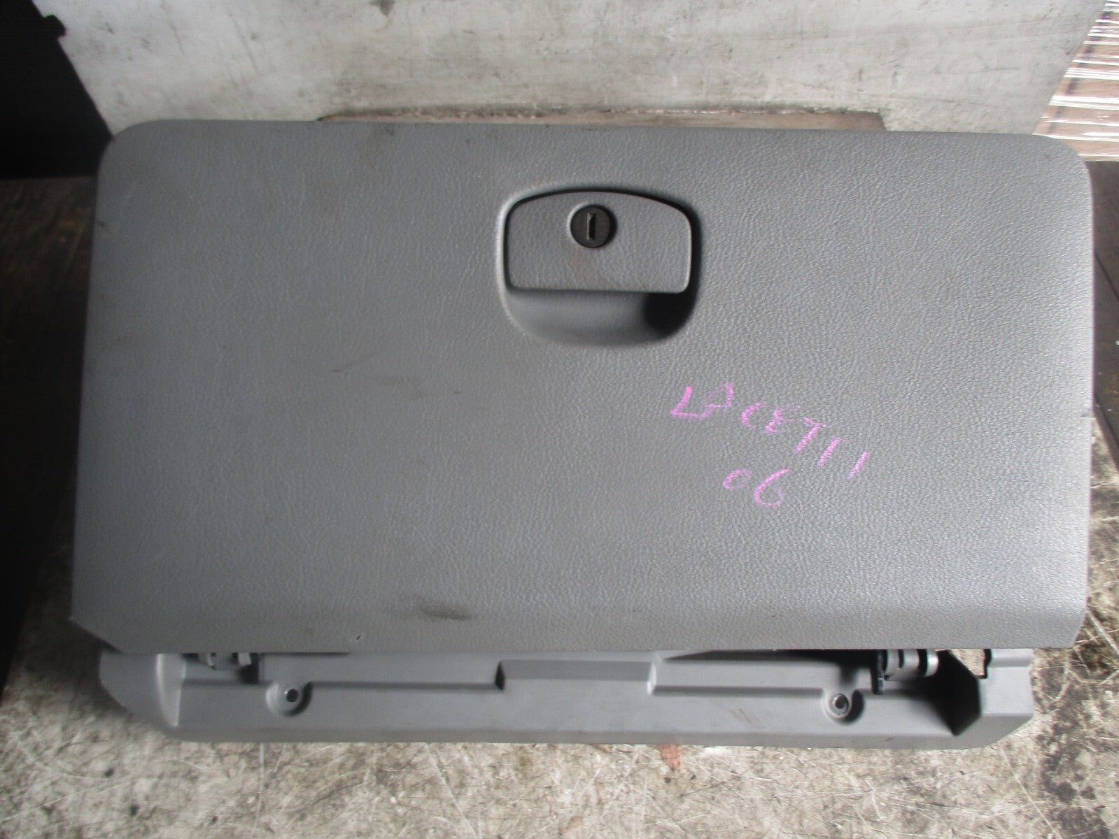 CHEVROLET LACETTI 2006 MK1 NS PASSENGER SIDE GLOVEBOX STORAGE COMPARTMENT