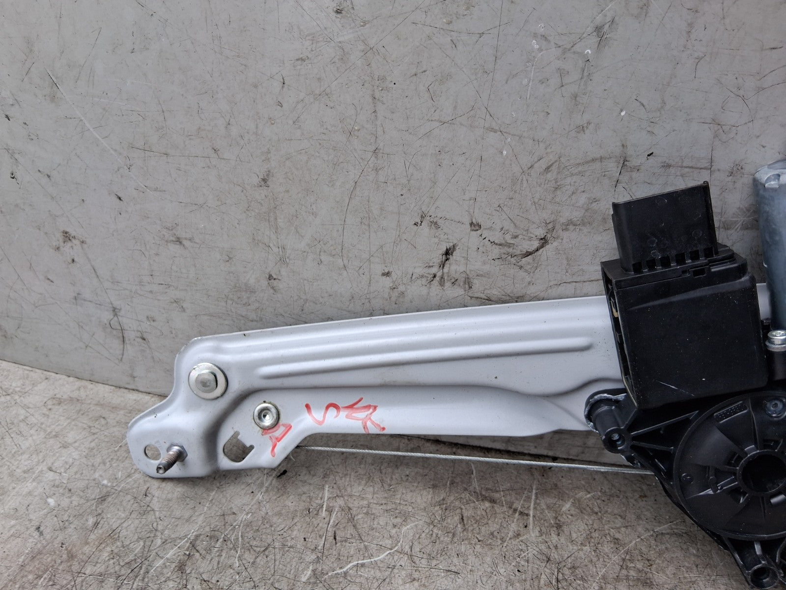 VAUXHALL CROSSLAND X 2018 NSR PASSENGER SIDE WINDOW MOTOR & REGULATOR 39187590