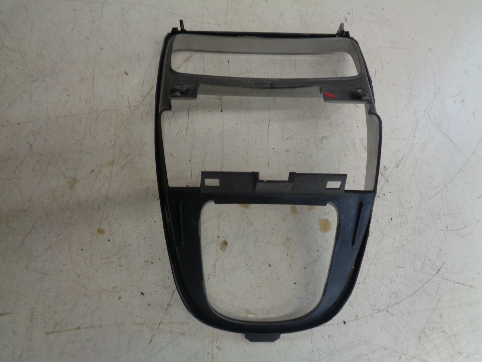 PEUGEOT 207 DASH & GEAR STICK SURROUND TRIM SILVER 9651943877