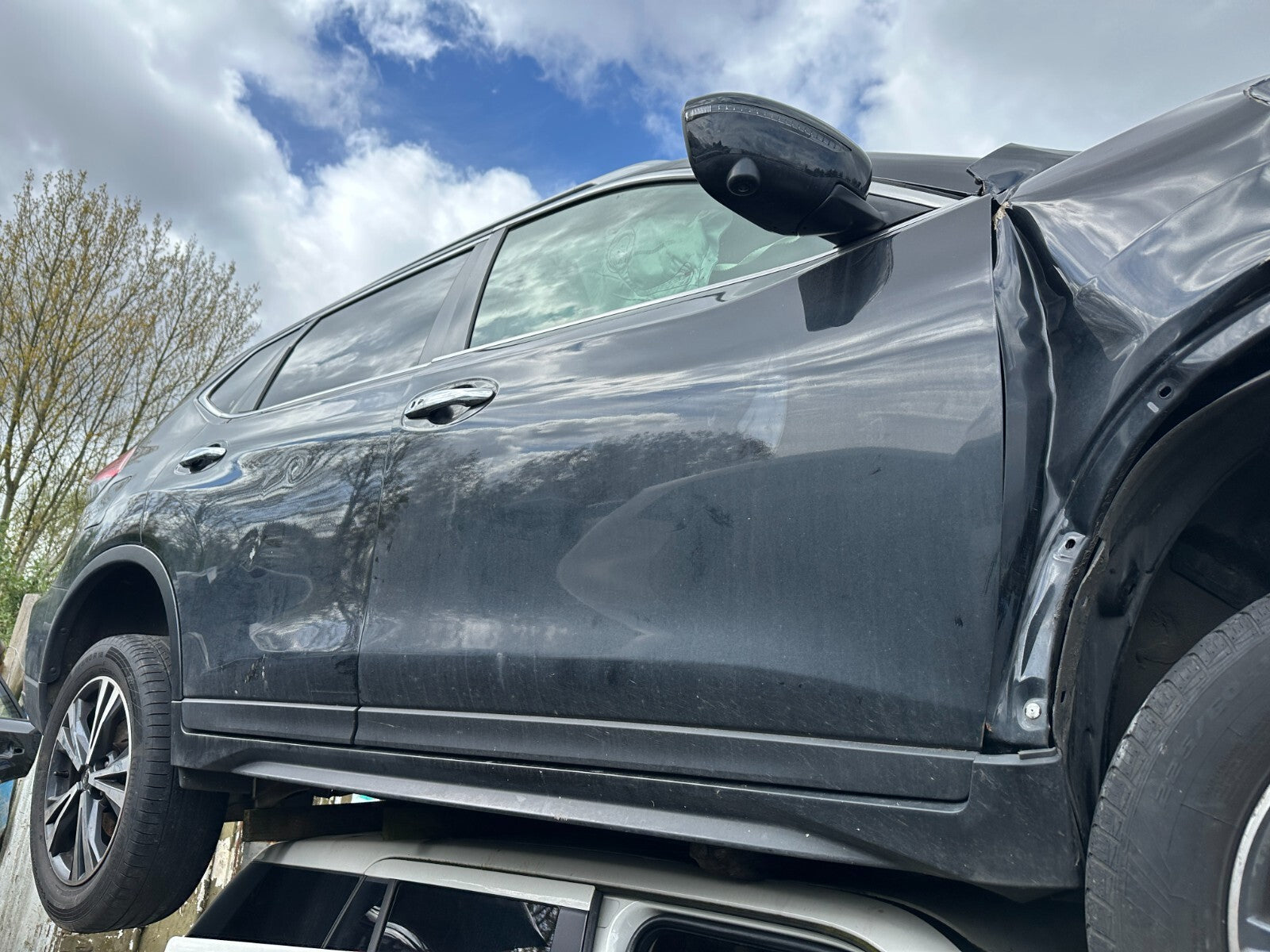 2018 NISSAN X TRAIL T32 OSF DRIVER SIDE FRONT DOOR BARE BLACK