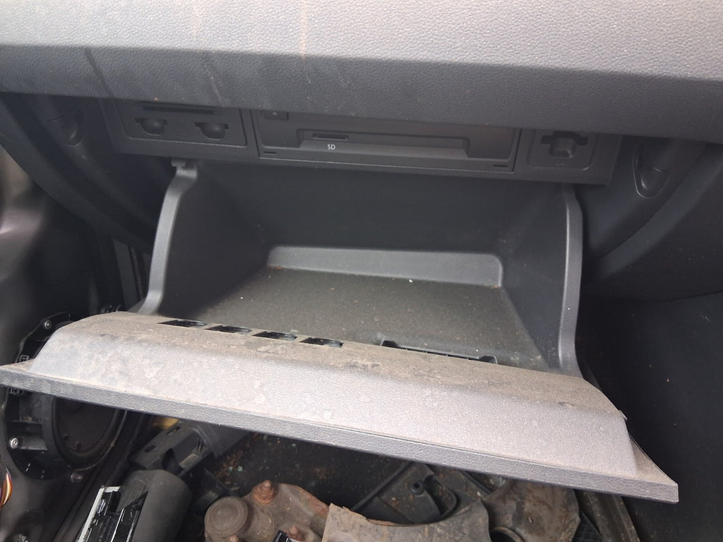 VW VOLKSWAGEN POLO 2018 MK6 DASHBOARD GLOVE BOX FRONT STORAGE COMPARTMENT