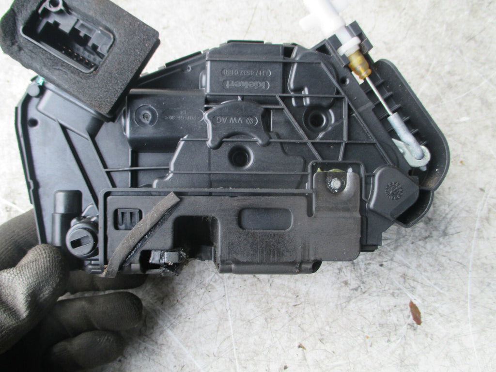 SKODA OCTAVIA 2019 MK4 NSR REAR PASSENGER SIDE DOOR LOCK MECHANISM