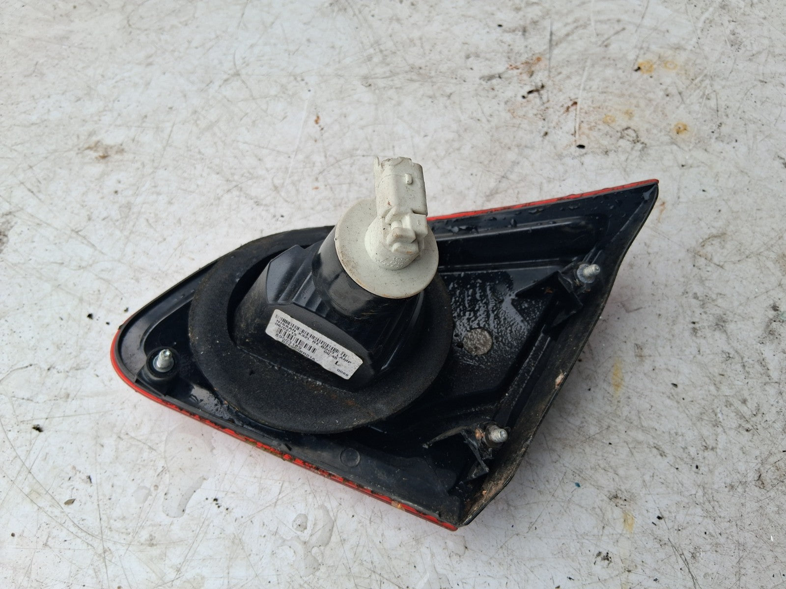 2013 NISSAN QASHQAI J10 NSR PASSENGER SIDE REAR LEFT INNER TAIL LIGHT 89503189
