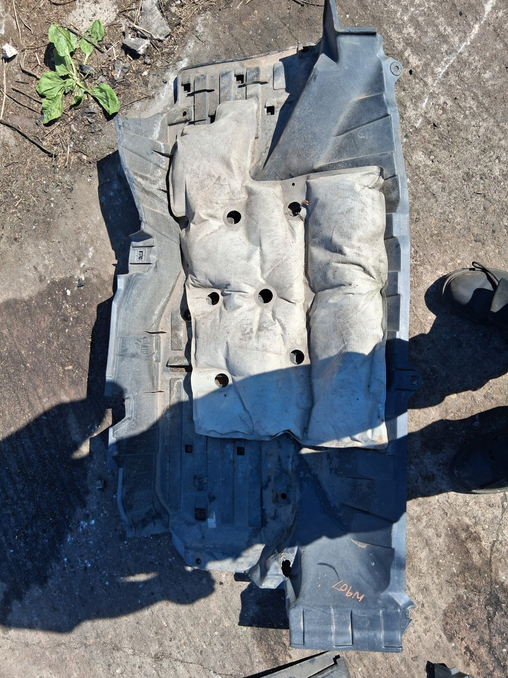 2021 MERCEDES BENZ W907 SPRINTER ENGINE UNDER TRAY