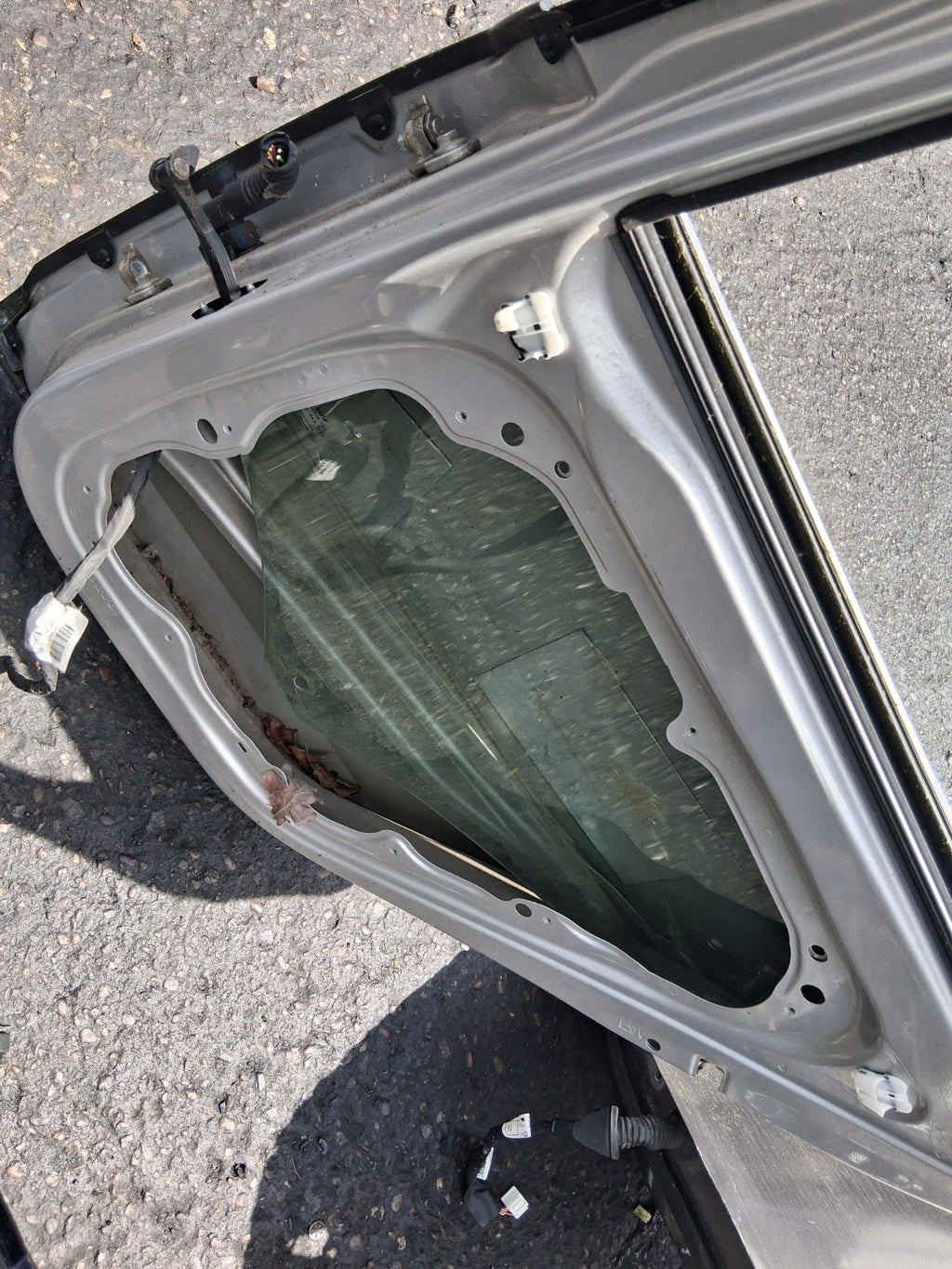 2016 VOLVO V40 D3 OSR DRIVER SIDE REAR RIGHT BARE DOOR SILVER