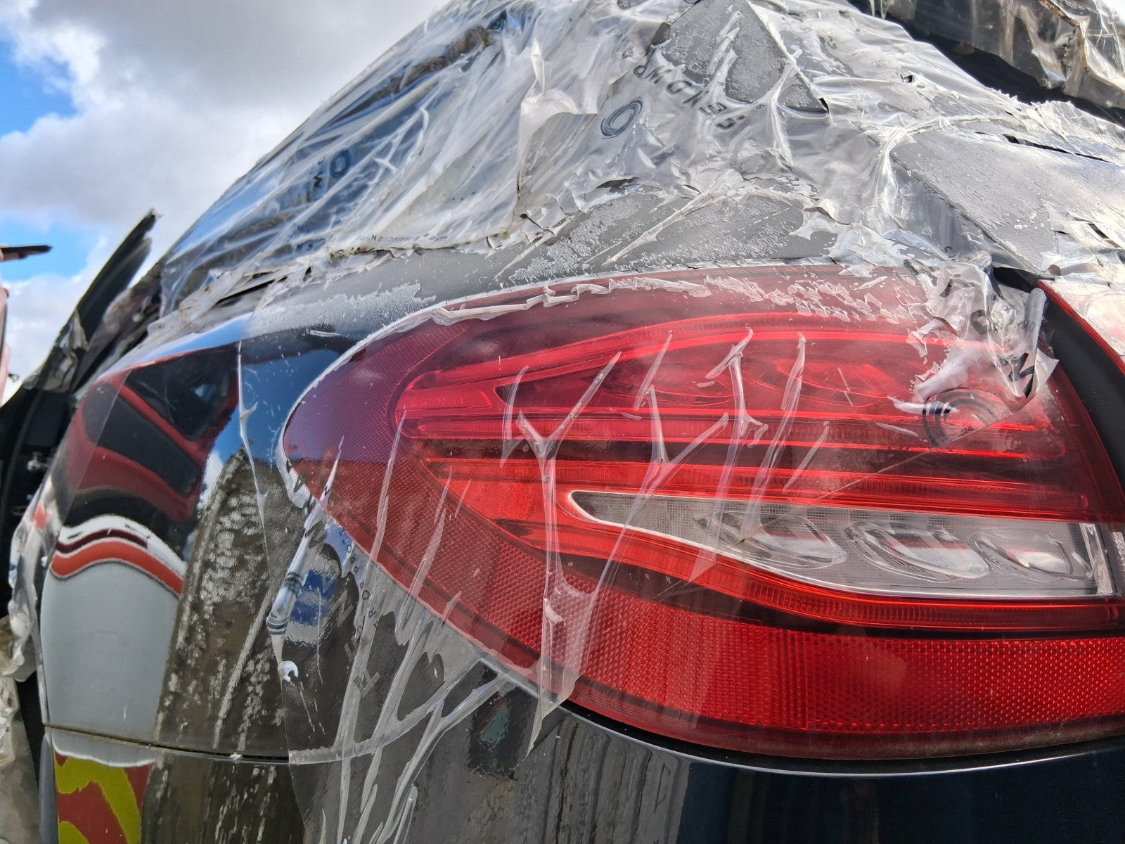2016 MERCEDES C CLASS W205 NSR PASSENGER SIDE REAR LEFT OUTER TAIL LIGHT
