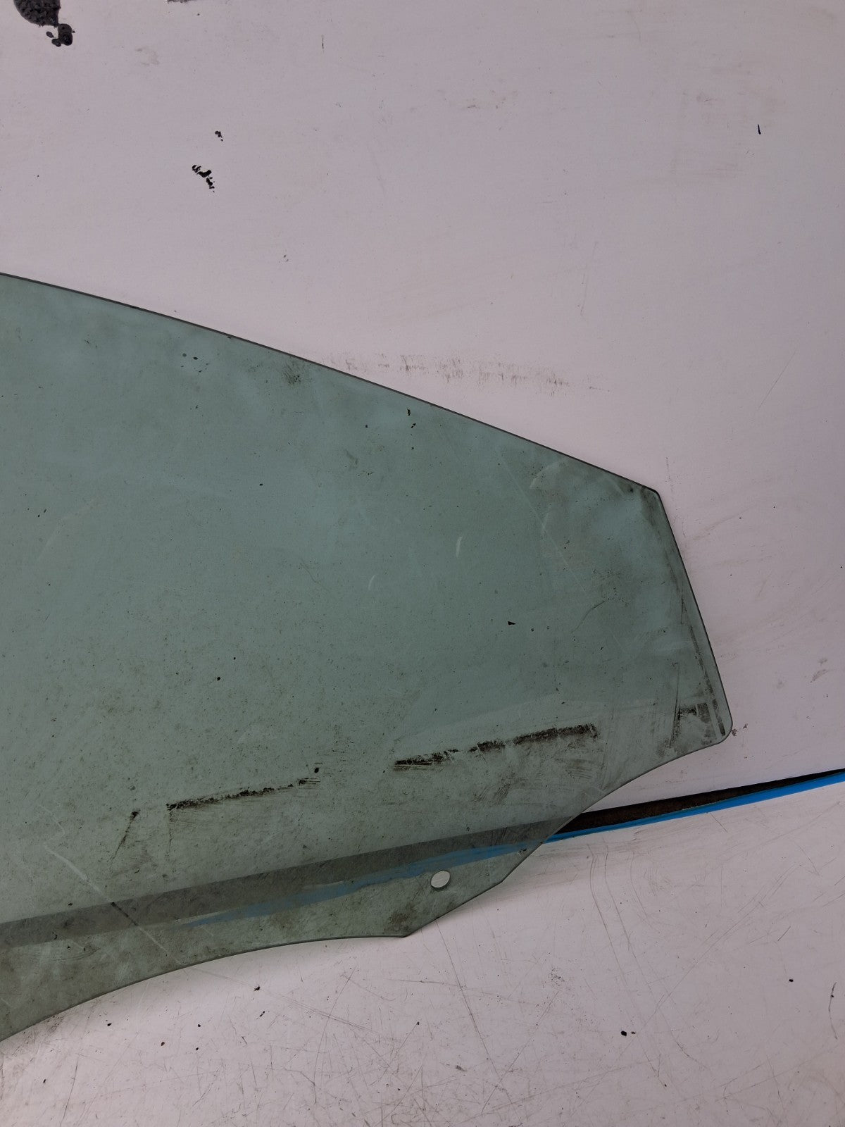 2016 VOLVO V40 R DESIGN OSF DRIVER SIDE FRONT WINDOW GLASS