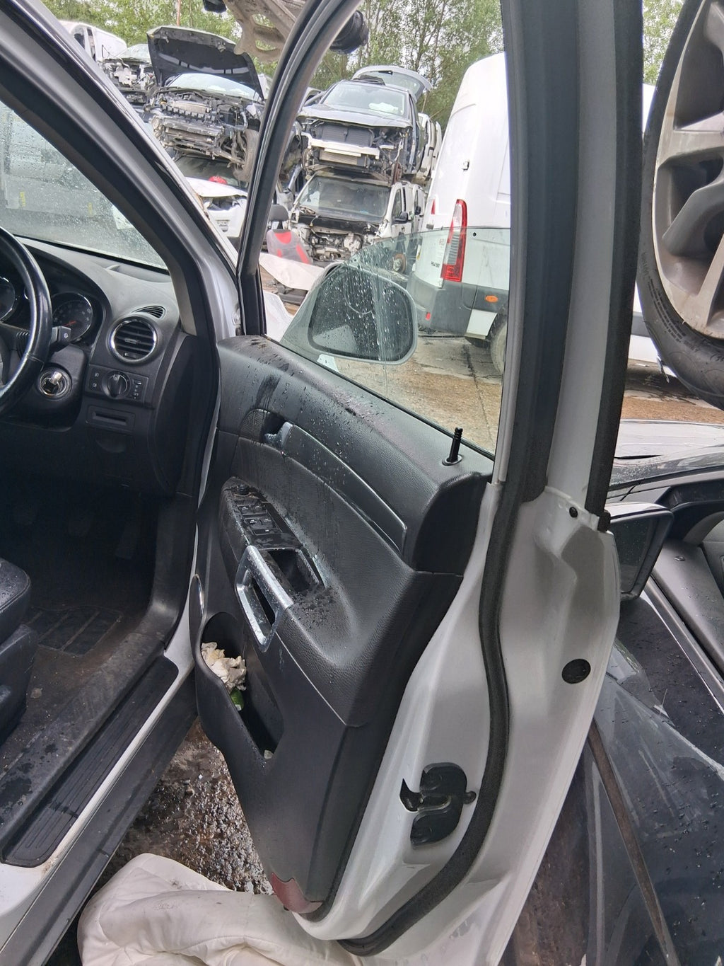 2015 VAUXHALL ANTARA MK1 OSF DRIVER SIDE FRONT DOOR WHITE GAZ