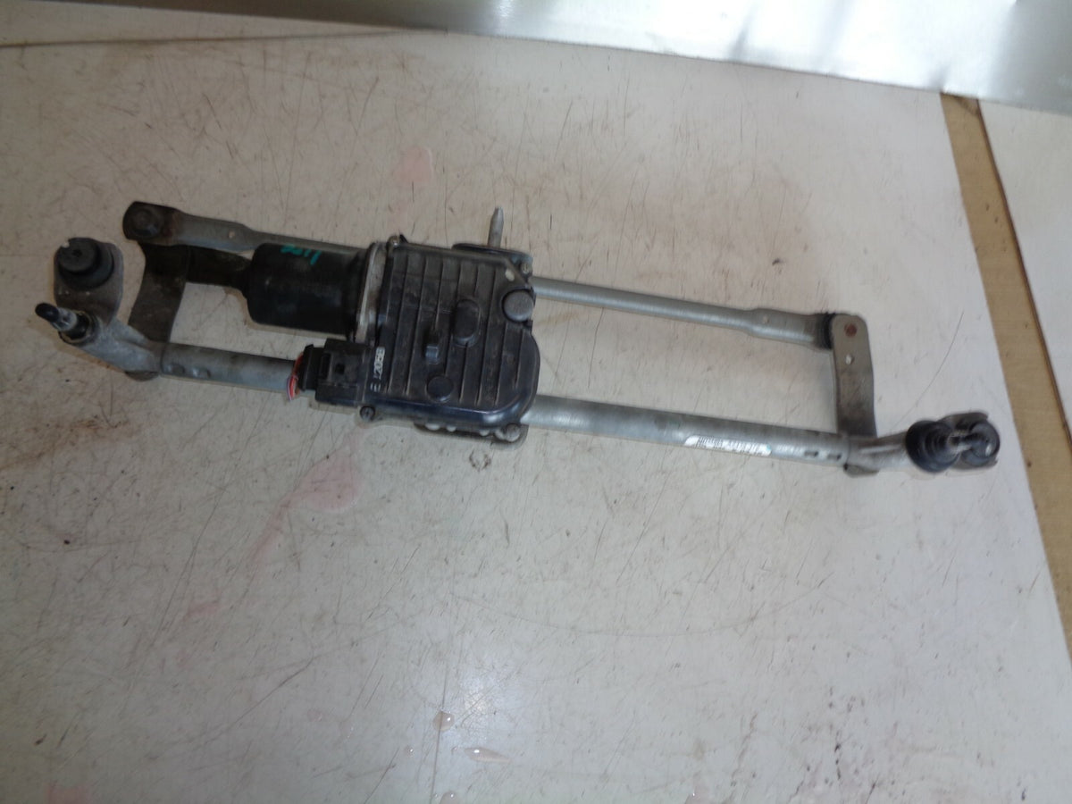 VW VOLKSWAGEN SCIROCCO 2011 MK3 FRONT WIPER MOTOR + LINKAGE 1K8955023G