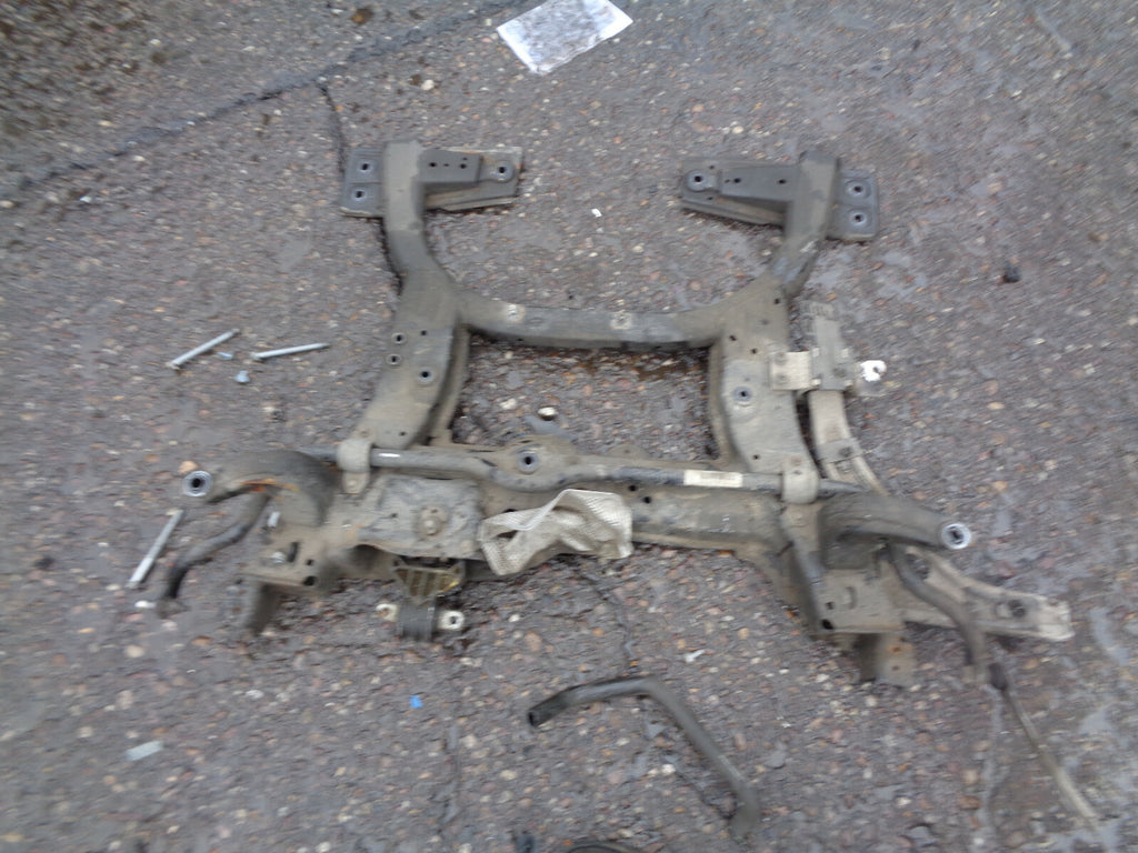MERCEDES A CLASS 2017 FRONT SUBFRAME SUPPORT  MOUNT BEAM AXLE A2463203411
