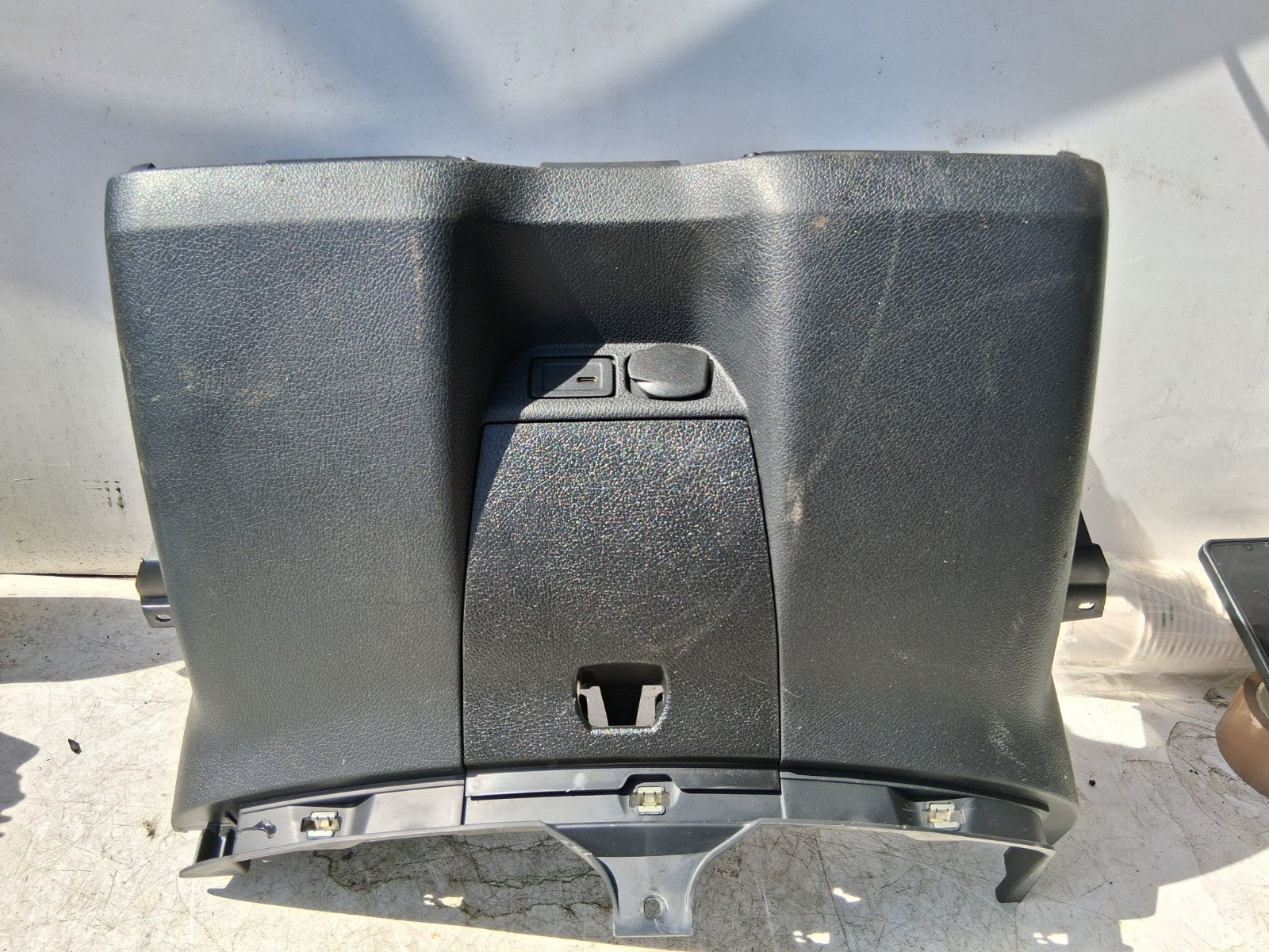 2020 MERCEDES BENZ SPRINTER W907 CENTER CONSOLE DASHBOARD TRIM A9106802601