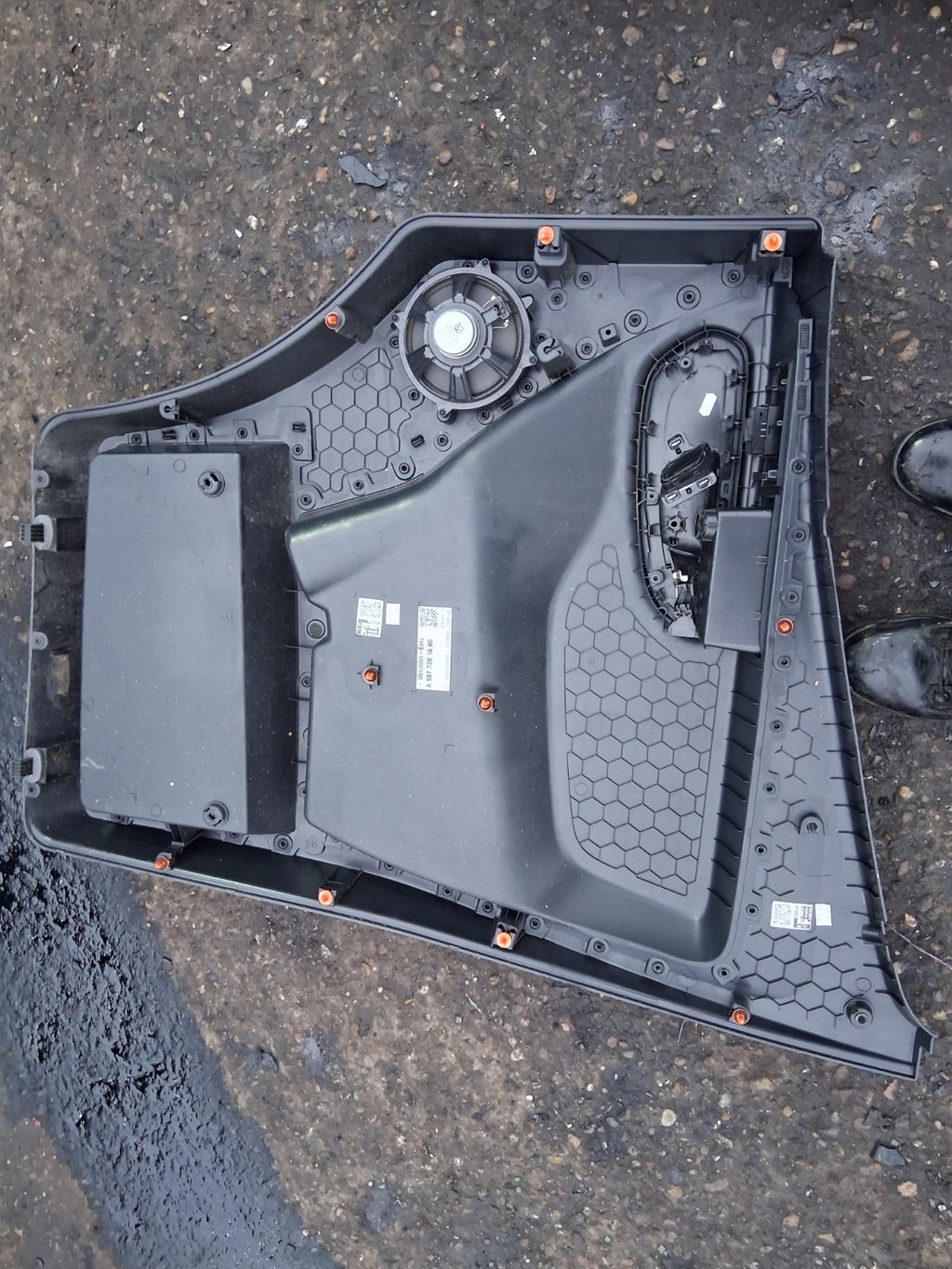2018 MERCEDES BENZ SPRINTER W907 NSF PASSENGER SIDE DOOR CARD PANEL A9077201600