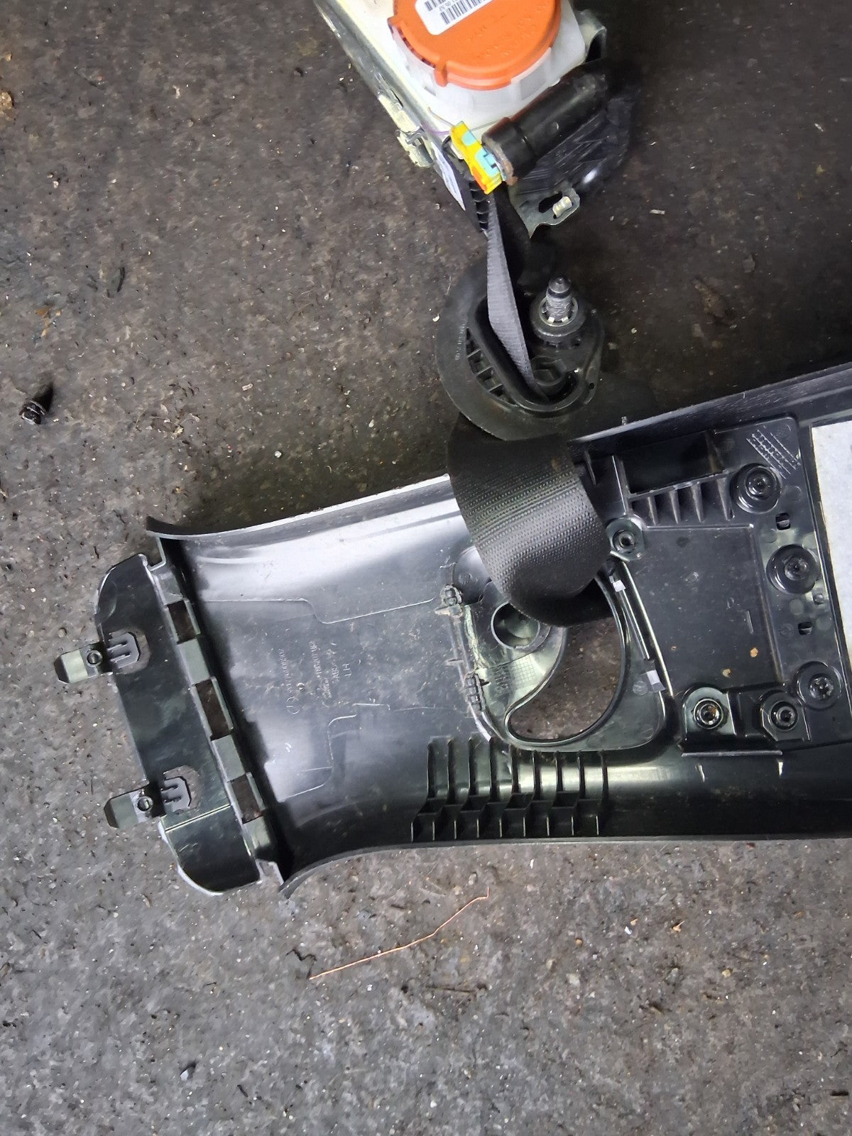 2021 MERCEDES A CLASS V177 NSF PASSENGER SIDE FRONT LEFT SEAT BELT 1778600700
