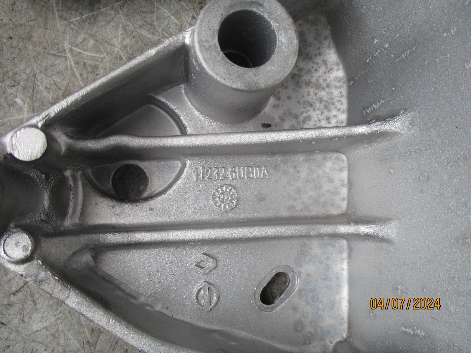 NISSAN QASHQAI J12 2023 1.3 PETROL OS DRIVER SIDE FRONT ENGINE MOUNT 112326UB0A