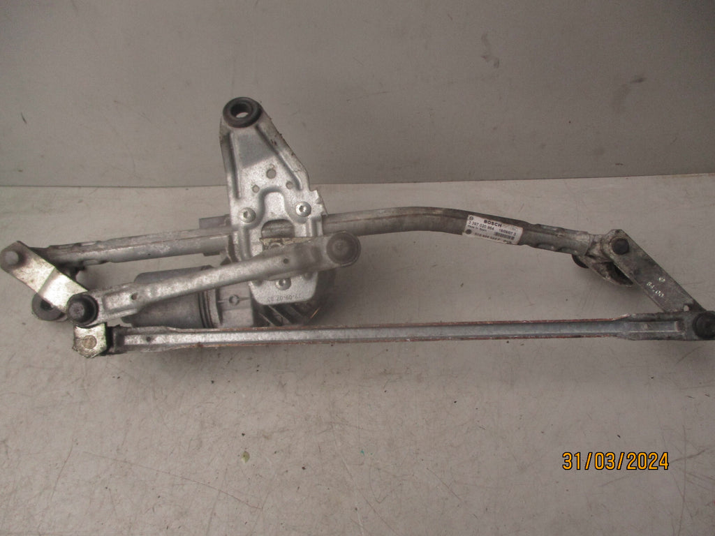 2008 VOLKSWAGEN PASSAT 2.0 DIESEL FRONT WIPER MOTOR & LINKAGE 3397020964