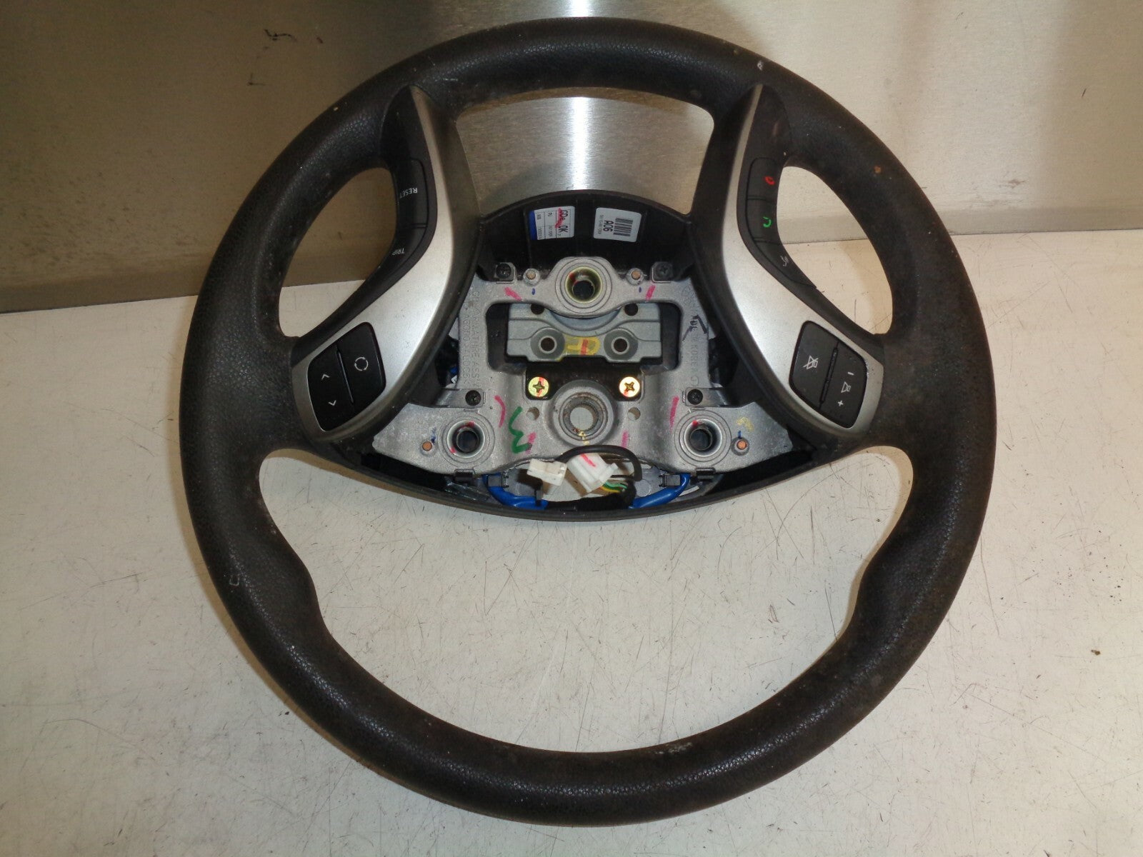 HYUNDAI i30 MK2 2013 1.6 CRDI MULTIFUNCTION LEATHER STEERING WHEEL 56110A6110RDR