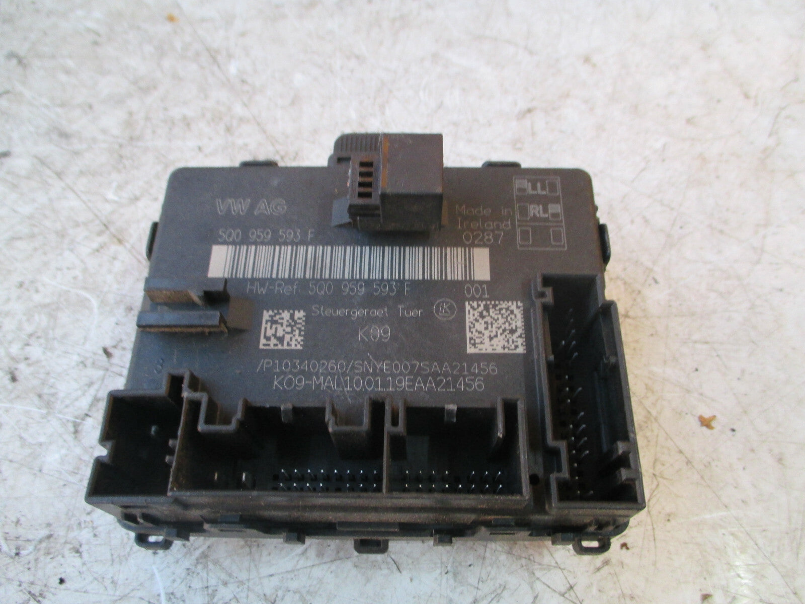 AUDI A3 2019 MK3 8V OSF DRIVER SIDE FRONT DOOR CONTROL MODULE UNIT 5Q0959593F