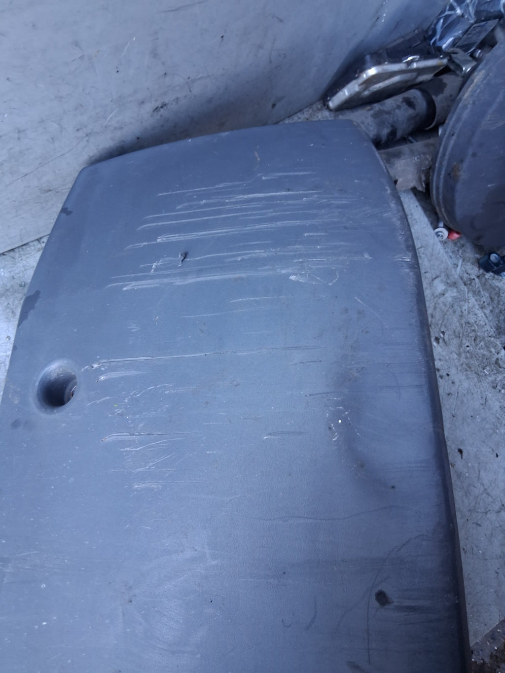 2005 VAUXHALL VIVARO NSR PASSENGER SIDE REAR BUMPER CORNER 7700313231
