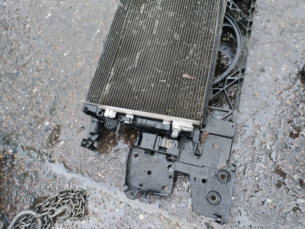 2015 RENAULT MEGANE 1.6 DIESEL RADIATOR RAD PACK 214100017R