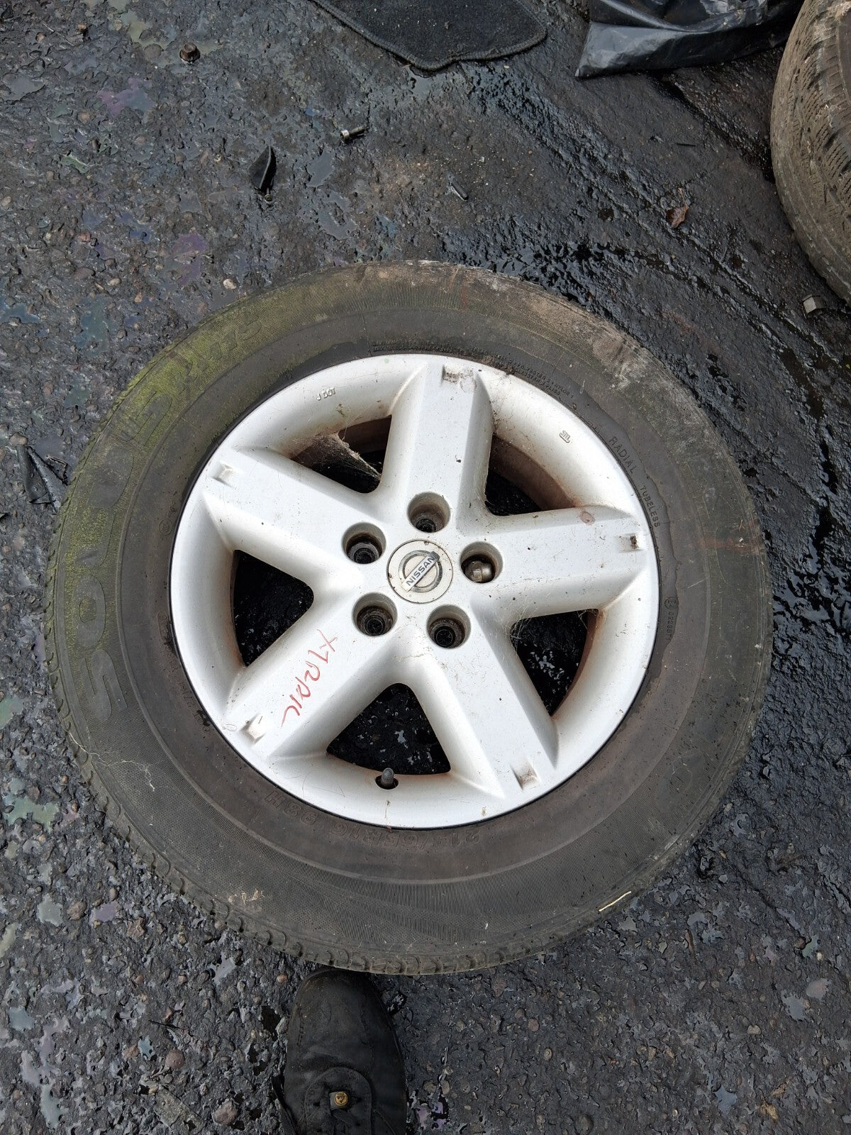 2007 NISSAN X TRAIL MK1 16 INCH ALLOY WHEEL WITH TYRE 215/65R16