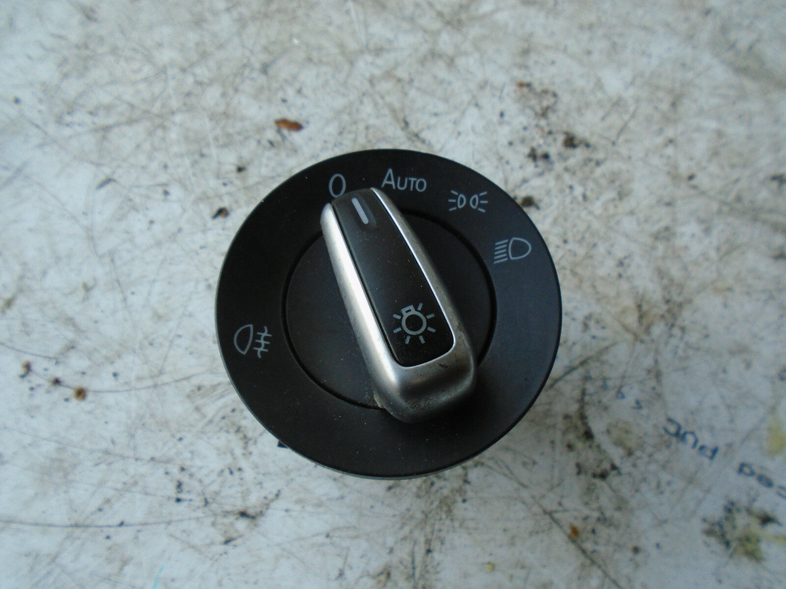 VW VOLKSWAGEN SCIROCCO 2015 MK3 HEADLIGHT CONTROL SWITCH BUTTON 3C8941431