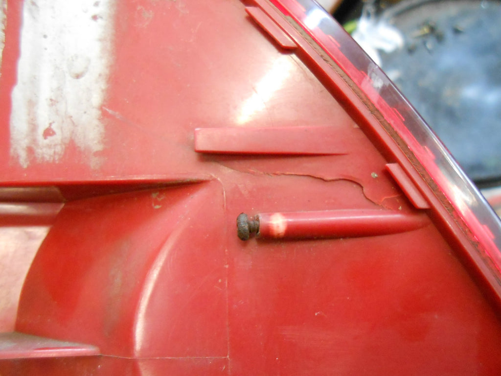 PEUGEOT 607 2004 OSR DRIVER SIDE REAR OUTER BRAKE TAIL LIGHT CLUSTER