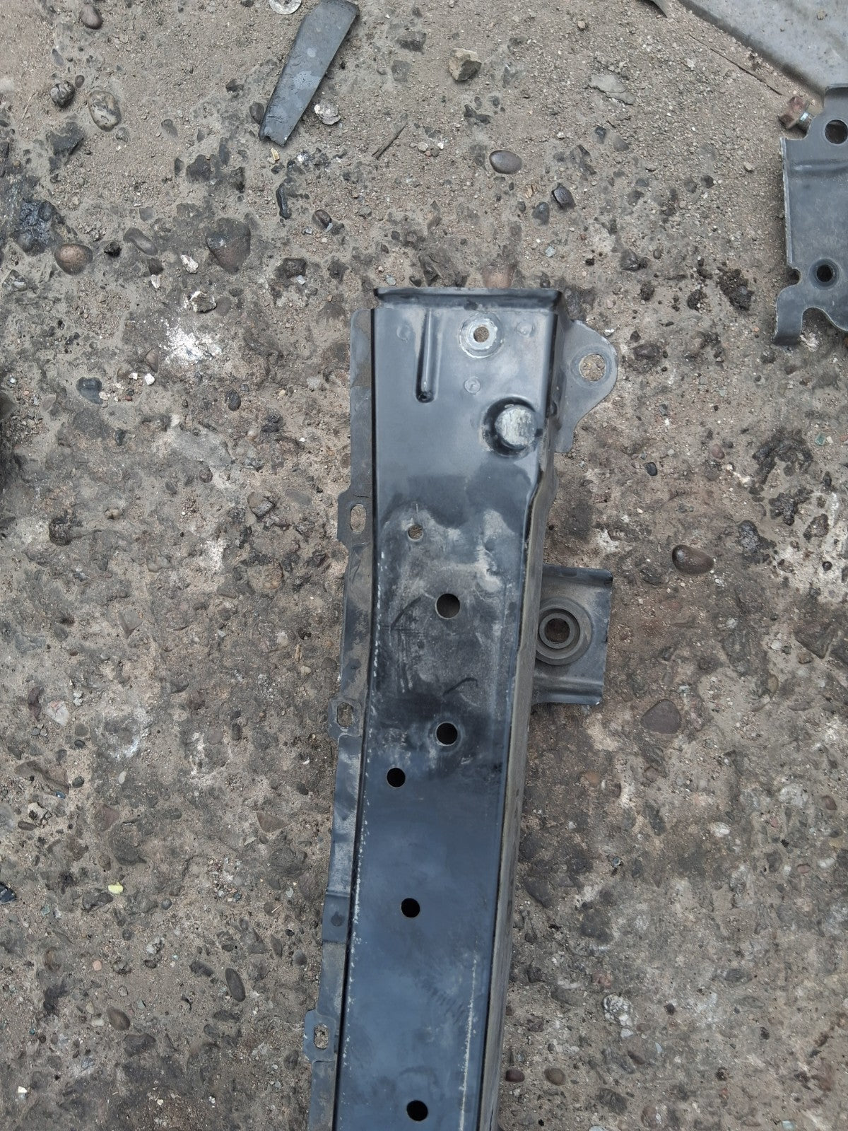 2018 MITSUBISHI OUTLANDER MK3 FRONT BUMPER SUPPORT BAR BEAM