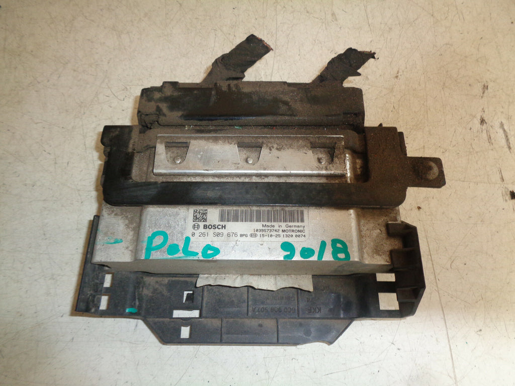 VW VOLKSWAGEN POLO 6C 2018 1.0 PETROL MANUAL ECU CONTROL MODULE UNIT 0261S09676