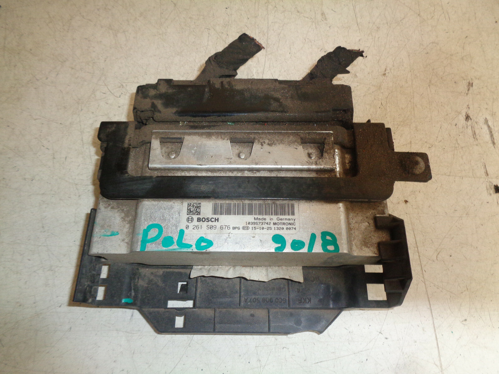 VW VOLKSWAGEN POLO 6C 2018 1.0 PETROL MANUAL ECU CONTROL MODULE UNIT 0261S09676