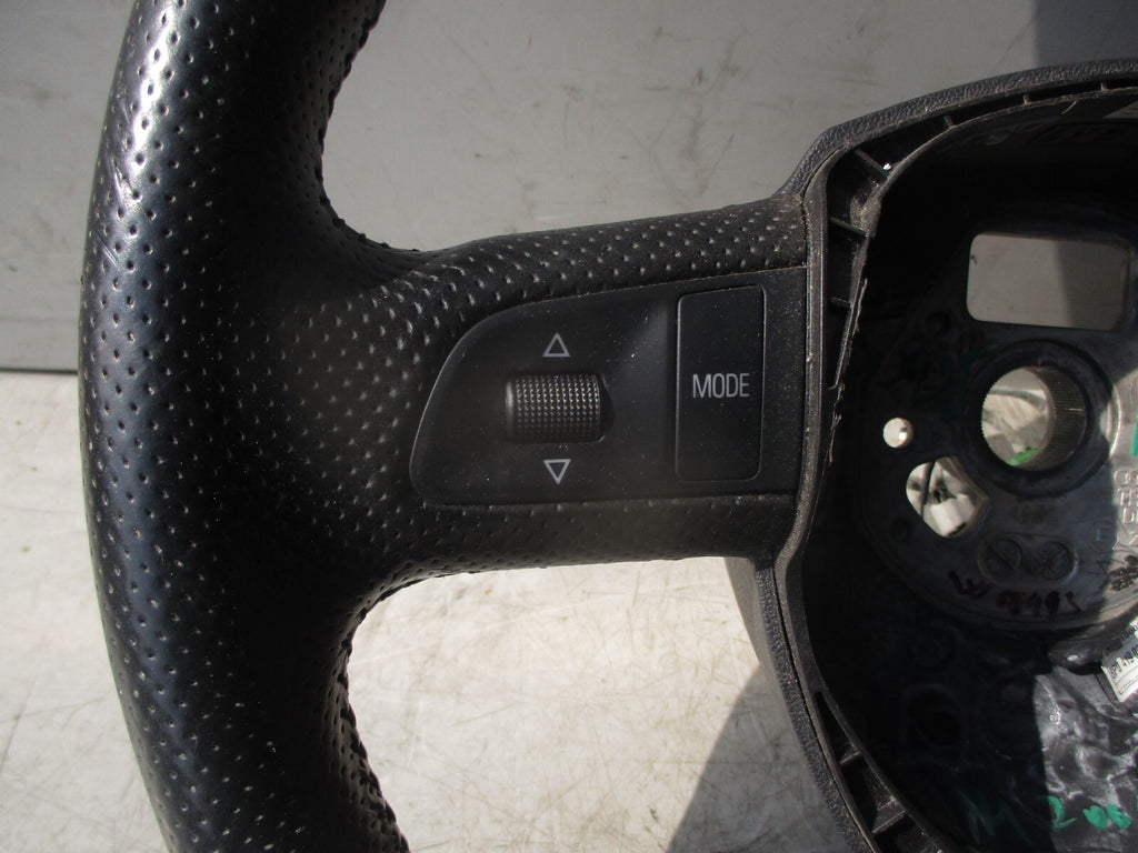 2006 AUDI A4 B7 3 SPOKE MULTIFUNCTION STEERING WHEEL 8P0419091