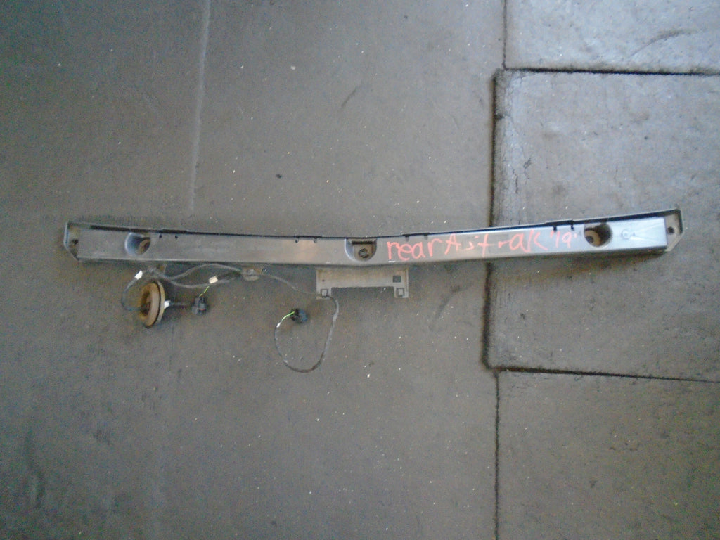 VAUXHALL ASTRA K MK7 2019 REAR BUMPER MOUNT BRACKET 13425524