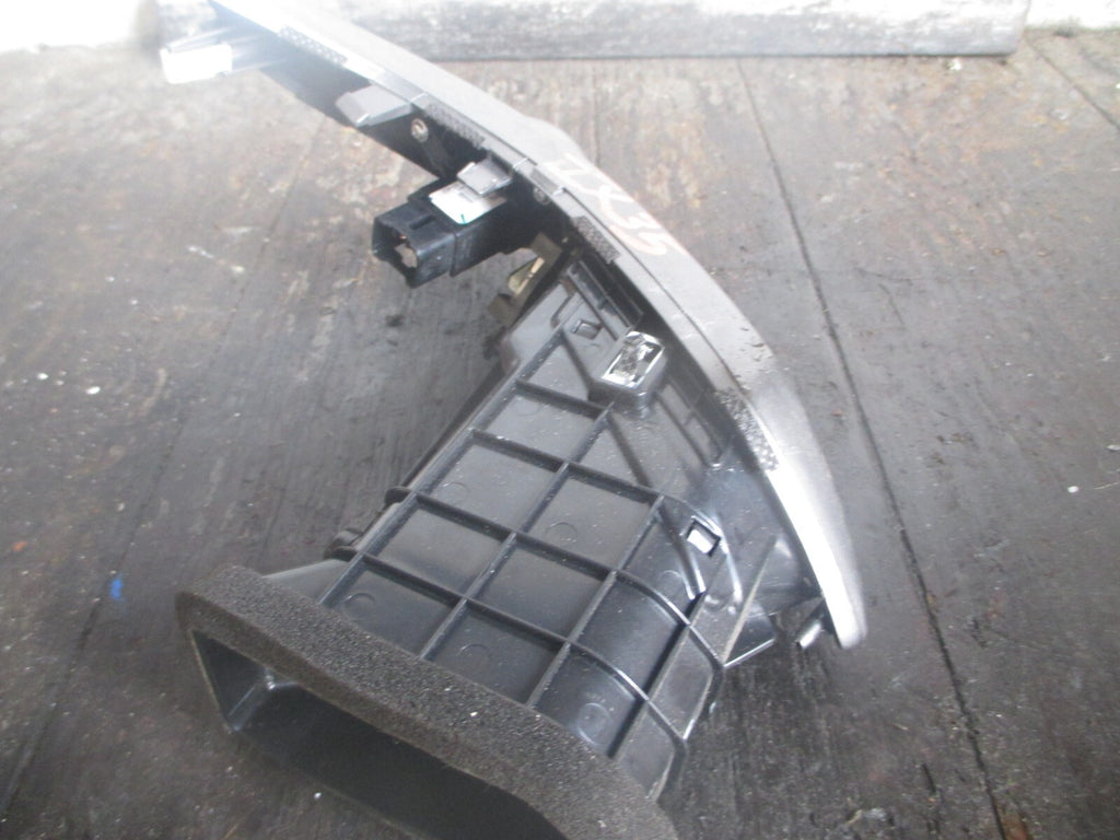 HYUNDAI IX35 2013 MK1 FRONT DASHBOARD DRIVER SIDE AIR VENT 974202S905TAN