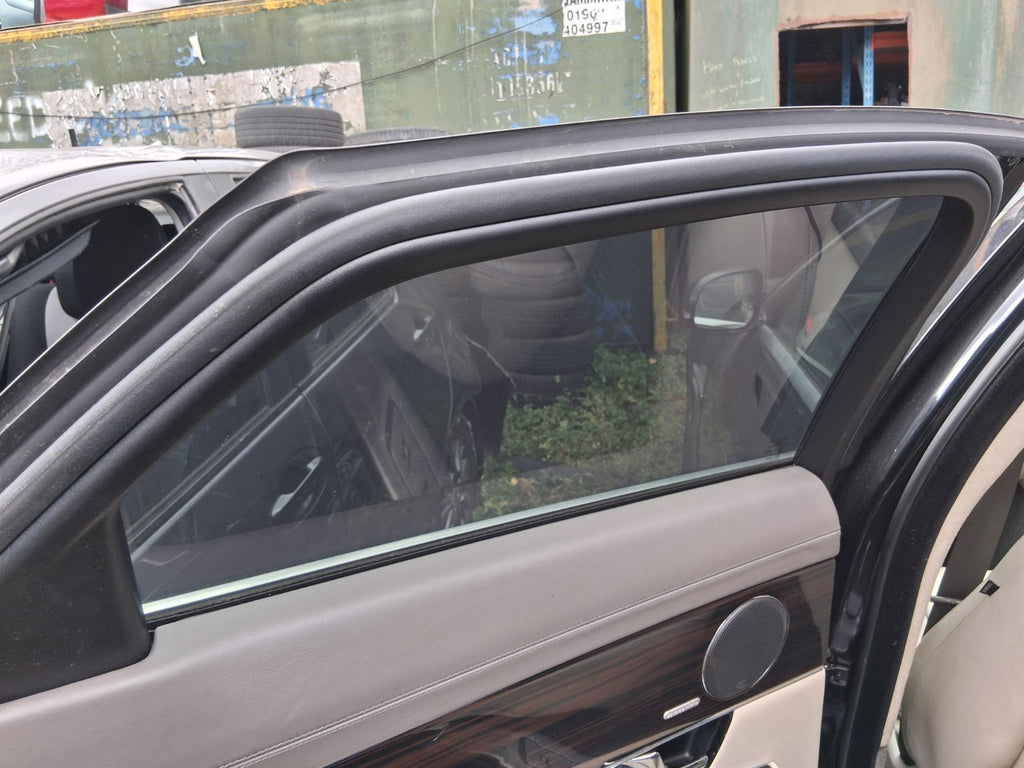2012 JAGUAR XJ X351 NSR PASSENGER SIDE REAR LEFT WINDOW GLASS