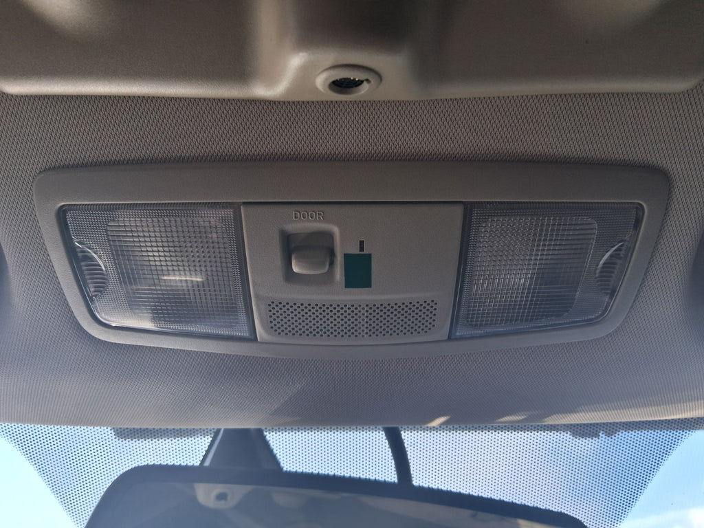 2018 MITSUBISHI OUTLANDER MK3 FRONT INTERIOR ROOF READING LIGHT
