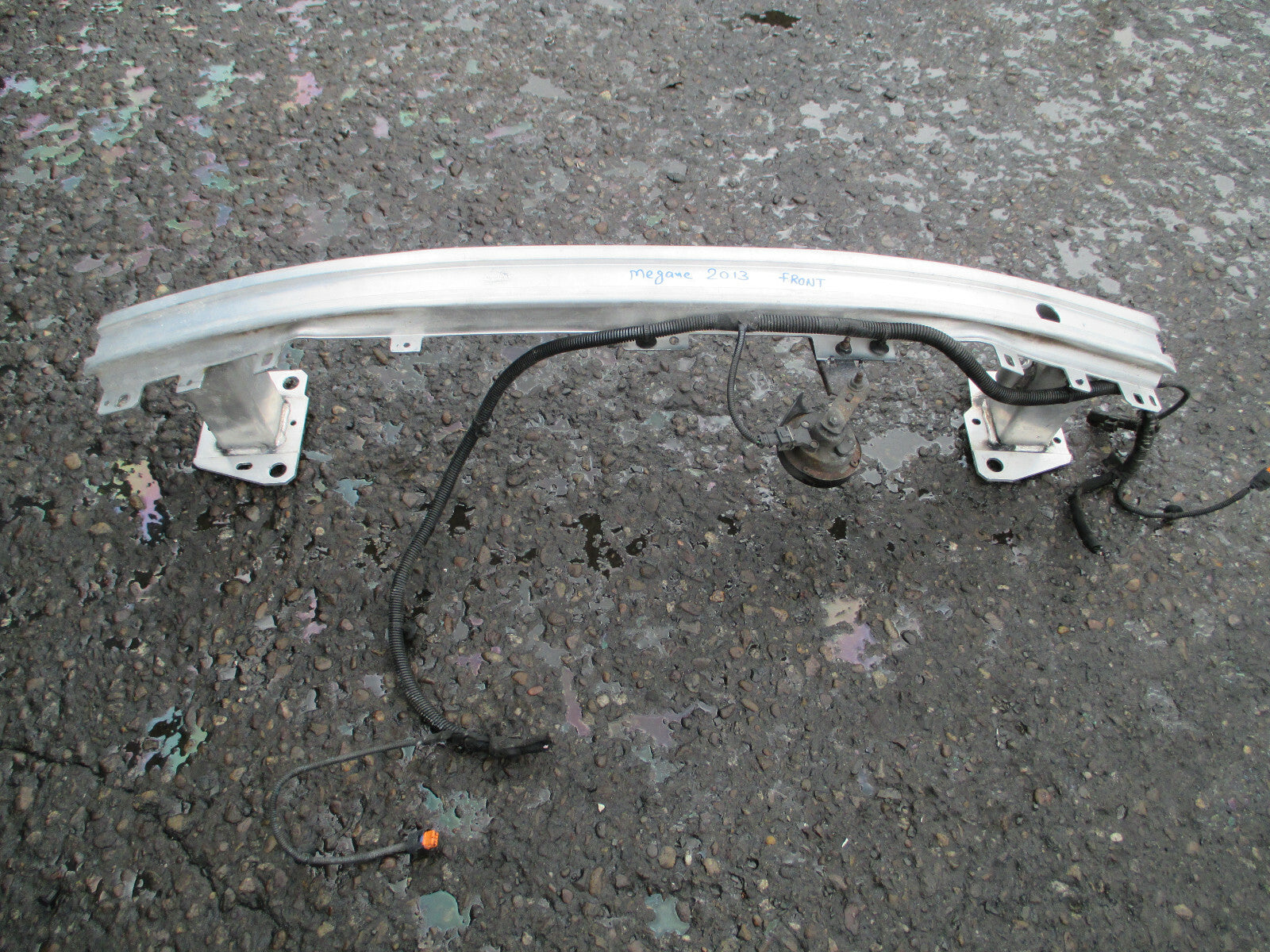 RENAULT MEGANE MK3 2013 FRONT IMPACT REINFORCEMENT CRASH BAR
