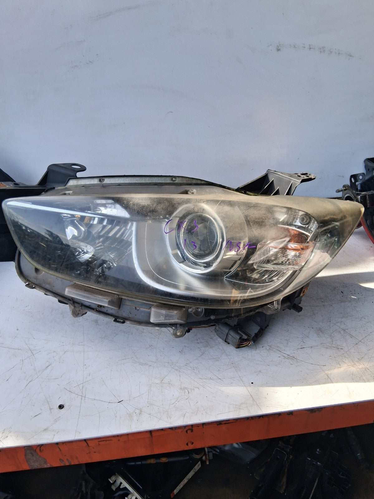 2013 MAZDA MX-5 NSF PASSENGER SIDE HEADLIGHT KD3151040